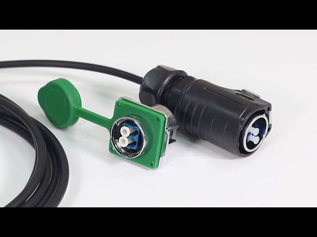 Dirigez deux connecteurs optiques imperméables de fibre du mode LC pour le plastique du câble PBT en métal fait