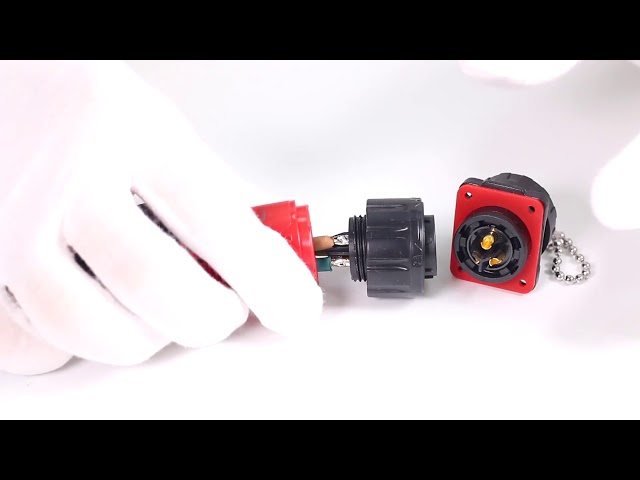 Connecteur imperméable circulaire rouge en plastique de prise pour s'allumer, connecteur multi de prise
