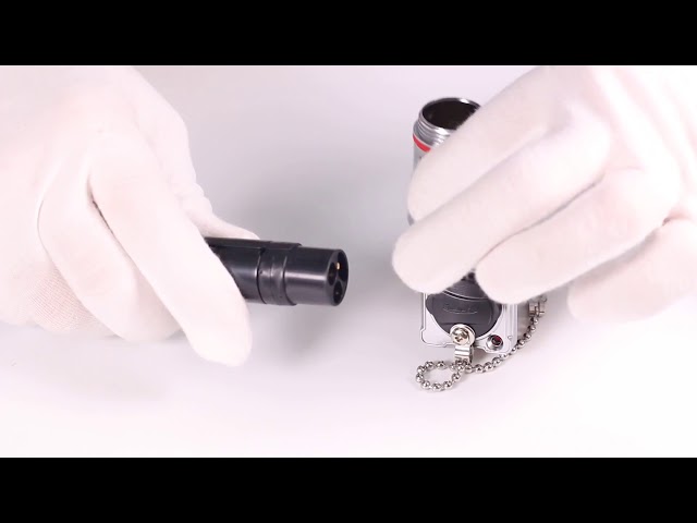 Connecteur en plastique imperméable de la puissance 25A circulaire noire de vis, connecteurs rapides électriques imperméables